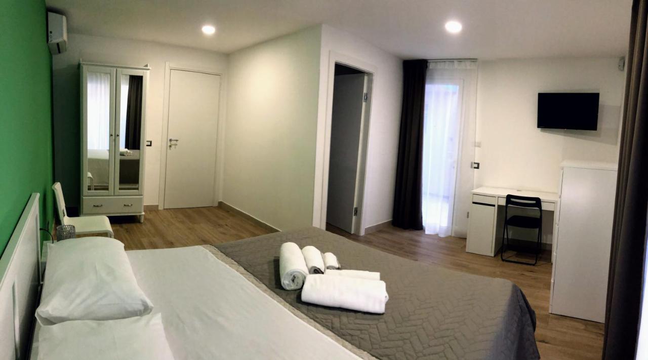 Ferienwohnung Casa Med Marina di Ragusa Exterior foto