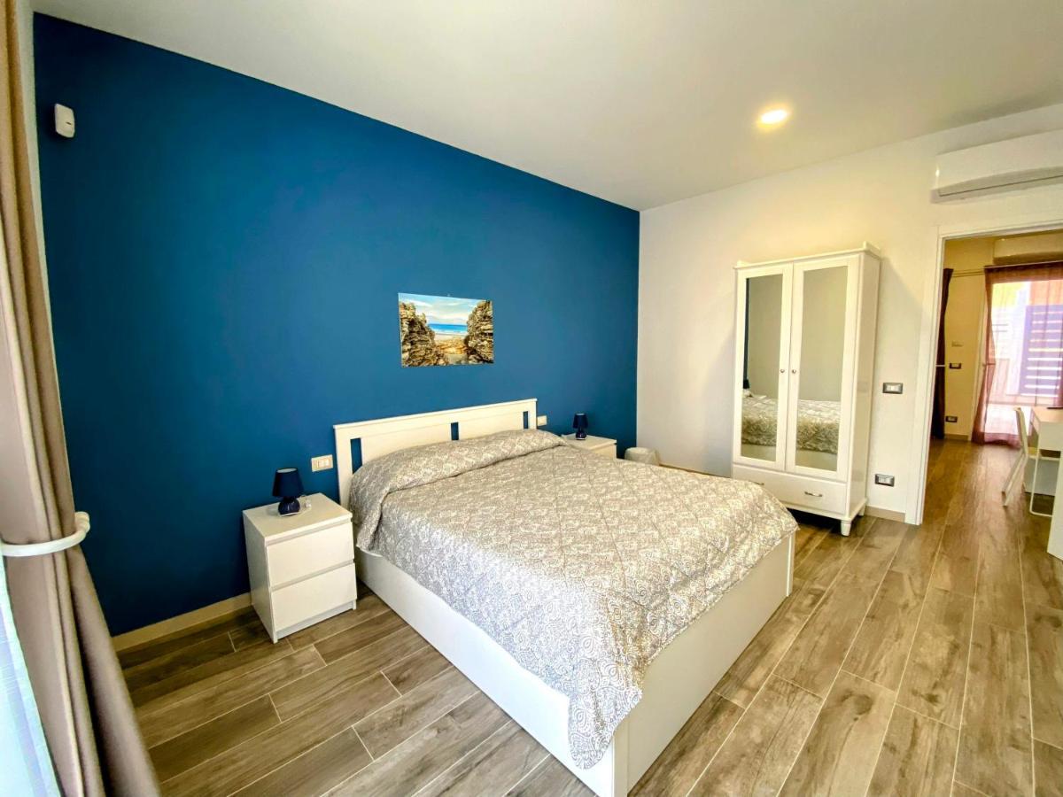 Ferienwohnung Casa Med Marina di Ragusa Exterior foto